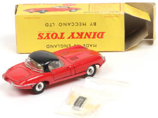 Lot 273 - DINKY TOYS (GB) (1)