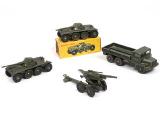 Lot 272 - DINKY TOYS (FRANCE) (4)