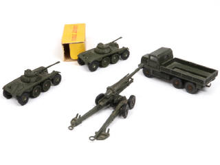 Lot 272 - DINKY TOYS (FRANCE) (4)
