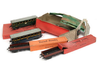 Lot 70 - HORNBY 'O' (FRANCE) (5)