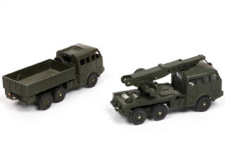 Lot 270 - DINKY TOYS (FRANCE) (2)