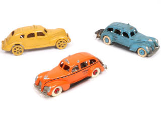 Lot 86 - DIVERS (3)