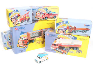 Lot 261 - CORGI TOYS (GB) (6)