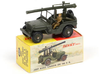 Lot 236 - DINKY TOYS (FRANCE) (1)