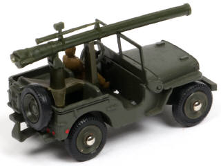 Lot 236 - DINKY TOYS (FRANCE) (1)