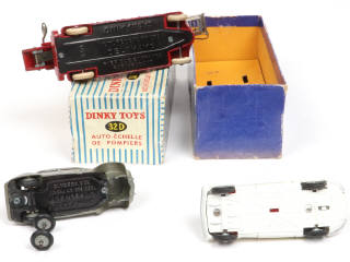 Lot 241 - DINKY TOYS (FRANCE) (3)