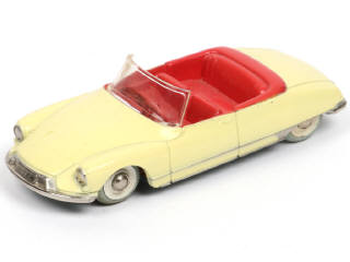 Lot 119 - TAISEIYA MICRO PET (JAPON) (1)