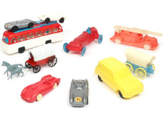 Lot 69 - DIVERS (10)