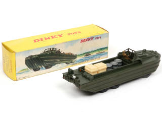 Lot 241 - DINKY TOYS (FRANCE) (1)