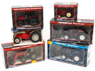 Lot 126 - ERTL (USA) (6)