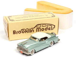 Lot 107 - BROOKLIN MODELS (GB) (1)