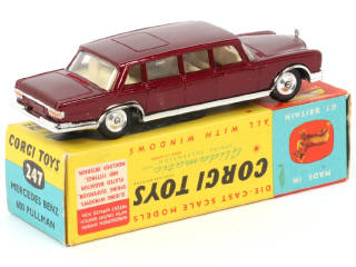 Lot 216 - CORGI TOYS (GB) (1)