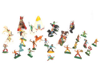 Lot 21 - DIVERS (34)