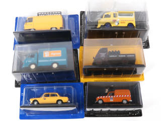 Lot 111 - DIVERS (6)