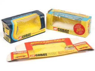 Lot 261 - CORGI TOYS (GB) (3)