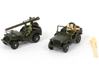 Lot 251 - DINKY TOYS (FRANCE) (2)