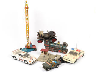 Lot 99 - DIVERS (7)