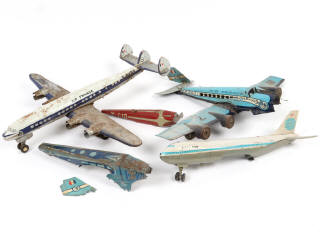 Lot 72 - DIVERS (5)