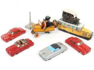 Lot 74 - DIVERS (7)