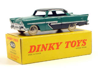 Lot 598 - DINKY TOYS (FRANCE) (1)