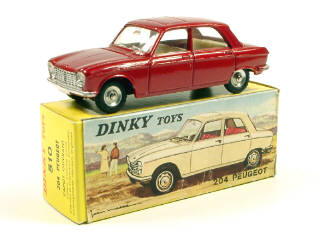 Lot 641 - DINKY TOYS FRANCE (1)