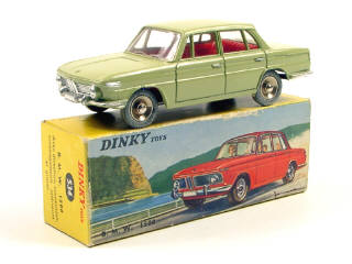 Lot 661 - DINKY TOYS FRANCE (1)