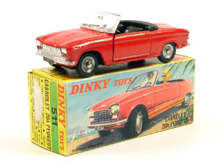 Lot 642 - DINKY TOYS FRANCE (1)