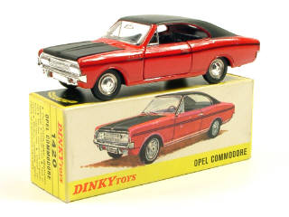 Lot 677 - DINKY TOYS (FRANCE) (1)