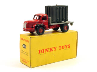 Lot 701 - DINKY TOYS (FRANCE) (1)