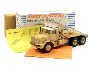 Lot 708 - DINKY TOYS FRANCE (1)