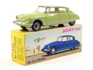 Lot 658 - DINKY TOYS FRANCE (1)