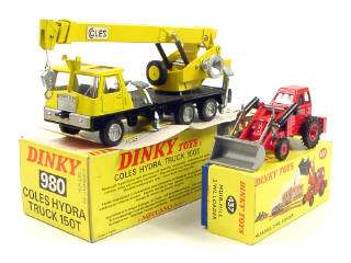 Lot 824 - DINKY TOYS GB (2)