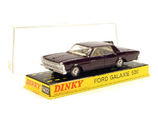 Lot 666 - DINKY TOYS FRANCE (1)