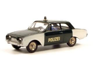 Lot 619 - DINKY TOYS FRANCE (1)