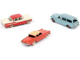Lot 223 - DINKY TOYS (FRANCE) (3)