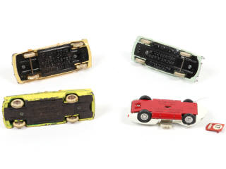 Lot 228 - DINKY TOYS (FRANCE) (4)