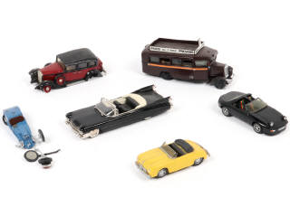 Lot 280 - DIVERS (7)