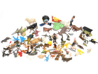 Lot 33 - DIVERS (40)