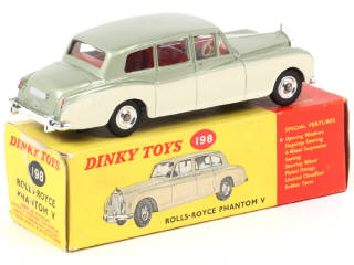 Lot 254 - DINKY TOYS (GB) (1)