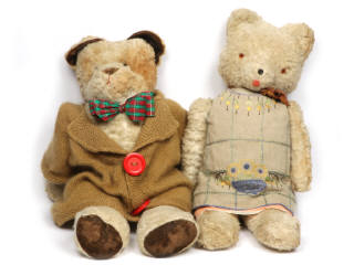 Lot 36 - DIVERS (2)
