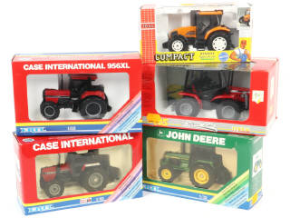 Lot 115 - DIVERS (5)