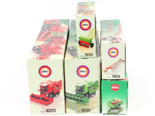 Lot 135 - SIKU (ALLEMAGNE) (5)