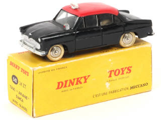 Lot 215 - DINKY TOYS (FRANCE) (1)