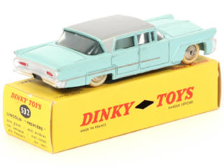 Lot 231 - DINKY TOYS (FRANCE) (1)