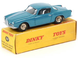 Lot 229 - DINKY TOYS (FRANCE) (1)