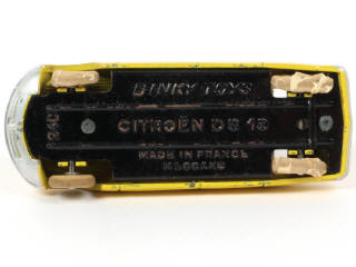 Lot 227 - DINKY TOYS (FRANCE) (1)