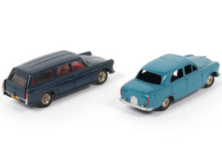 Lot 260 - DINKY TOYS (FRANCE) (2)
