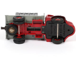 Lot 219 - DINKY TOYS (FRANCE) (1)