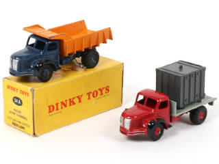 Lot 252 - DINKY TOYS (FRANCE) (2)
