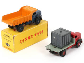 Lot 252 - DINKY TOYS (FRANCE) (2)